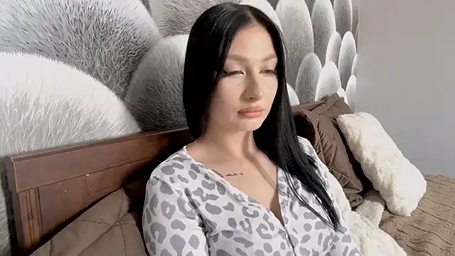 miamicute Adlı Modelin Canlı XXX Sohbeti
