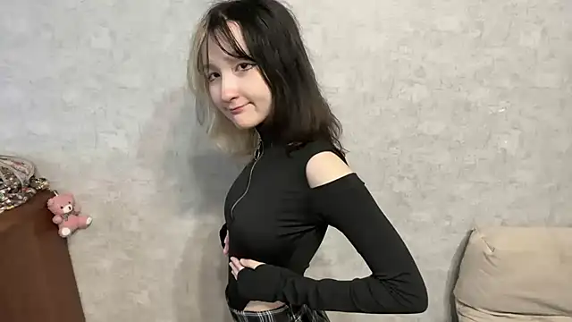 Lilfain_babyのライブXXXチャット