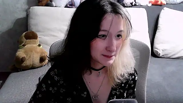Lilfain_babyのライブXXXチャット