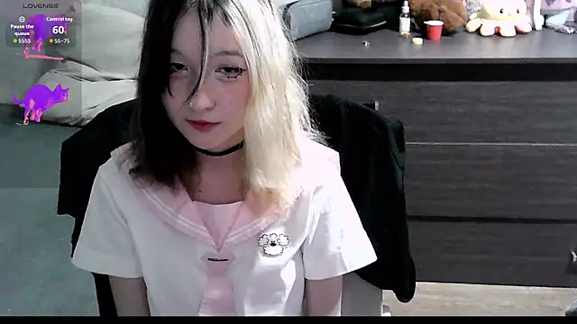 Lilfain_baby live XXX chat