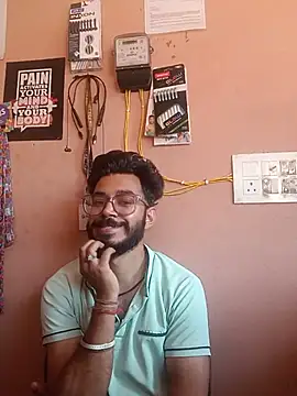 Desindianbull69 Show Webcam