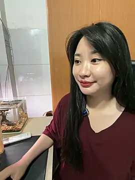 Chat +18 de QuynhAnh99 ao vivo