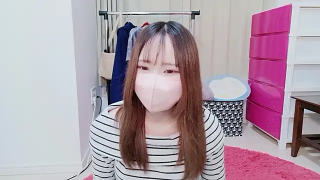 MIUMiU_Fly: απευθείας συνομιλία ΧΧΧ