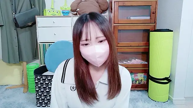 MIUMiU_Fly live XXX chat
