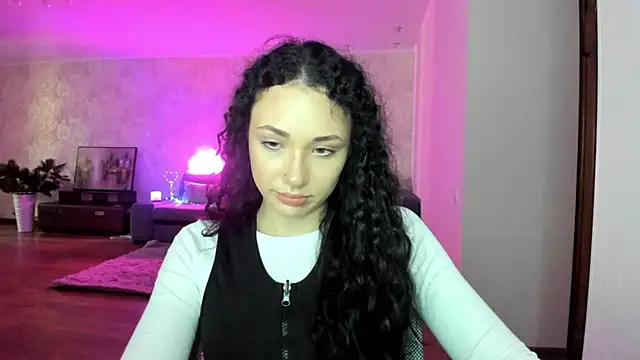 Show modela elisskriter na web-kameri