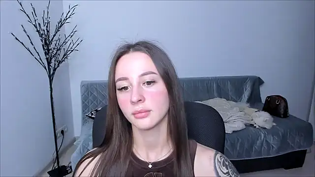 Tina_tin85's Webcam Show