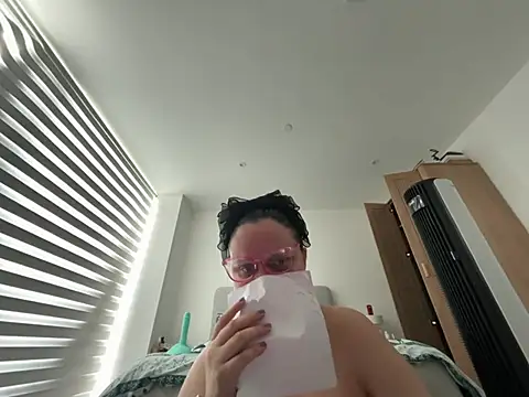 CurvyEllaX Webcam-Show