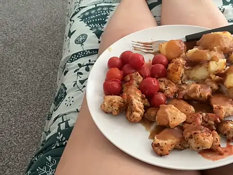 CurvyEllaX Live XXX-Chat