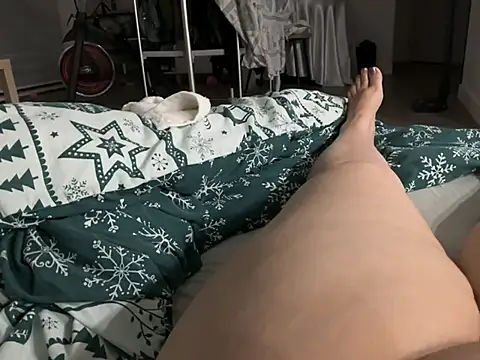CurvyEllaX 现场XXX聊天
