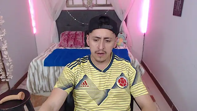 Alexx_levi – webcam-show