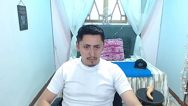 Webkamerová show Alexx_levi