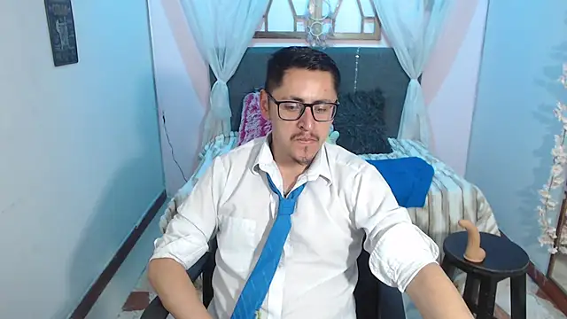 Alexx_levi 在線直播表演
