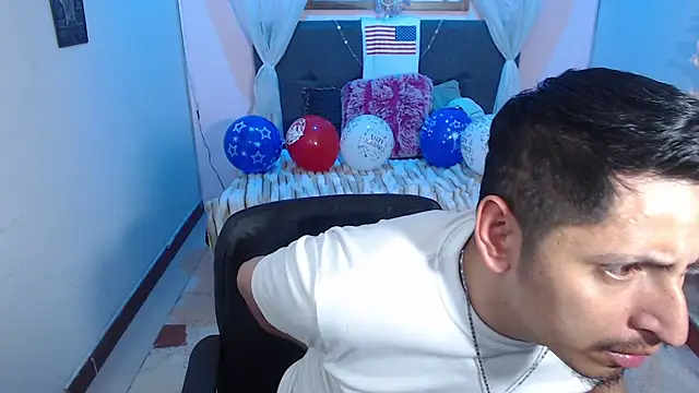عرض كام Alexx_levi