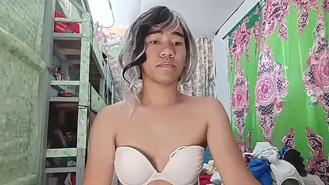EvaCummer webcam show