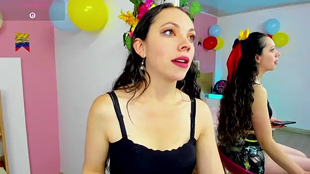 Show modela AshleyBenoitt na web-kameri