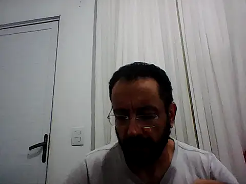 umhomemlegal – webcam-show