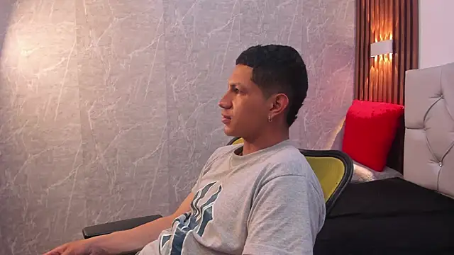 Show de Tony_Zackk na webcam