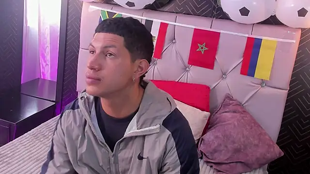 Tony_Zackk Webcam Show