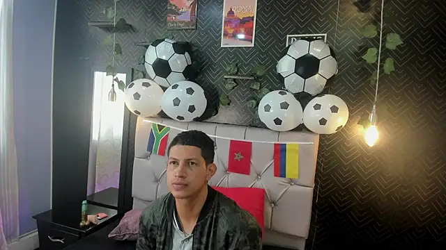 Tony_Zackk Webcam show