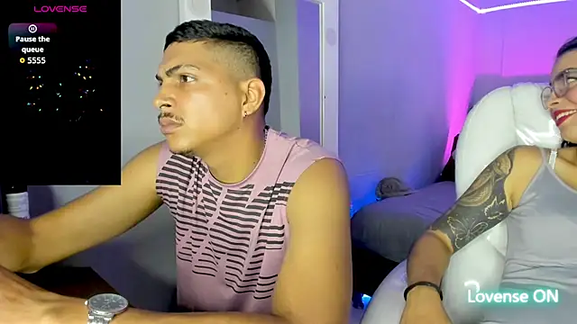 Show modela Dante_mia na web-kameri