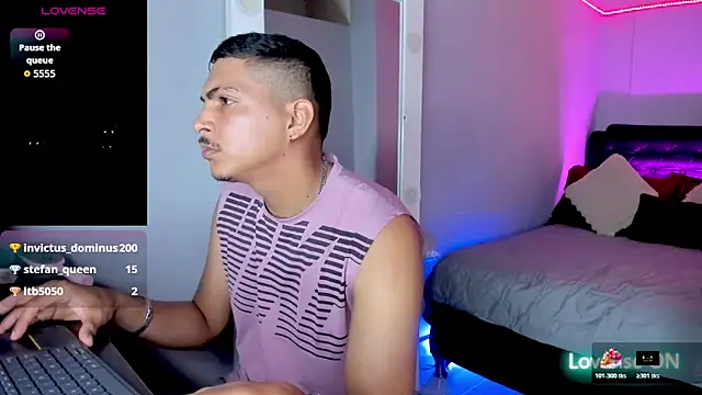 Show de Dante_mia na webcam