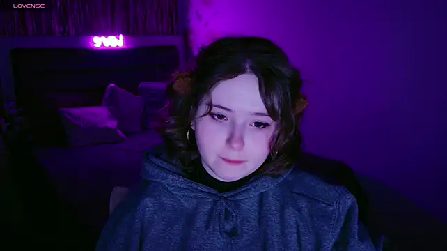 AliceFervent XXX чат на живо