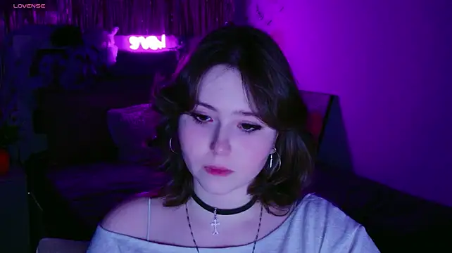 AliceFervent Chat XXX live