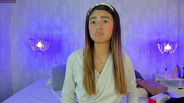zarel_angels Show in webcam