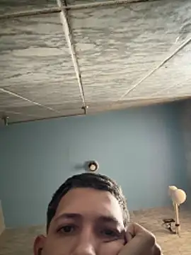 henr1ck23cm Webcam show