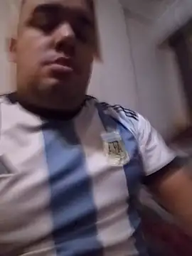 Show de titinooo24 na webcam