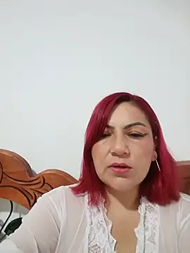 Show de Agata_Traviesa na webcam