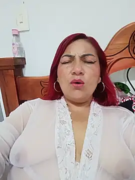 Онлайн чат XXX Agata_Traviesa
