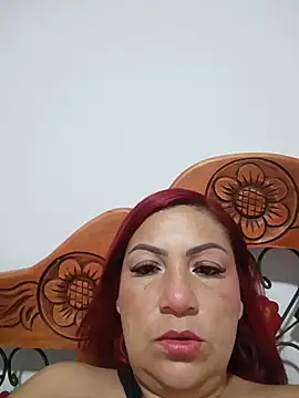 Show de Agata_Traviesa na webcam