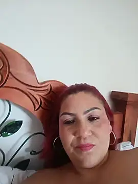 Agata_Traviesa Show in webcam