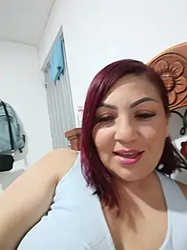 צ'אט XXX בשידור חי של Agata_Traviesa