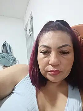 Show de Agata_Traviesa na webcam