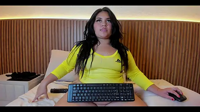 NataliaAura Шоу с уебкамера