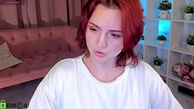 Meow-Rinni's Webcam Show