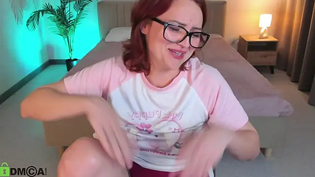 Chatroom XXX en direct de Meow-Rinni