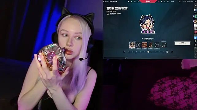 Chat +18 de roxxyrowe ao vivo