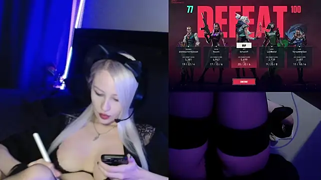 roxxyrowe XXX чат на живо