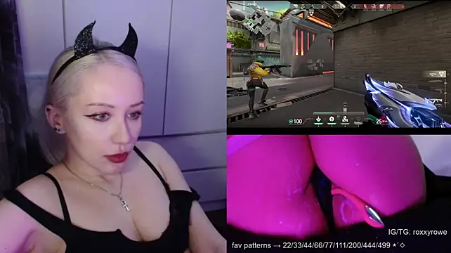 roxxyrowe Webcamshow