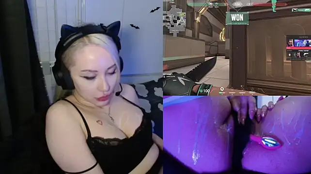 roxxyrowe's Webcam Show