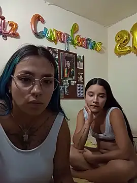 Show modela Greicy_and_sky na web-kameri