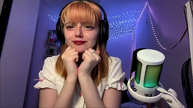 CutieSiesta's Webcam Show