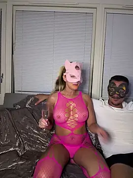 TheVelvetCouple – webcam-show