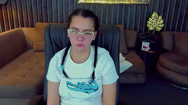 Livia_Shy's Webcam Show