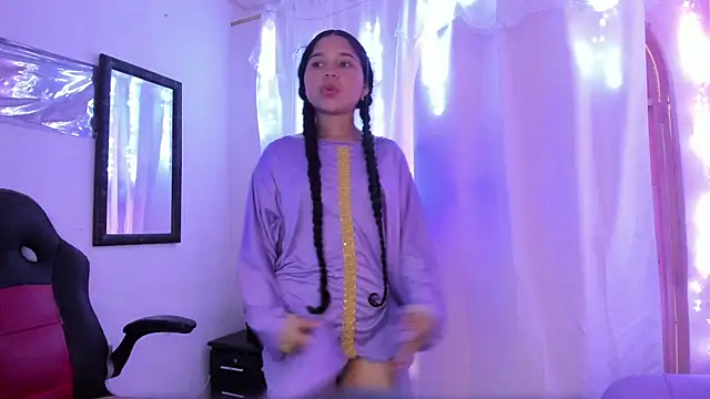 Milly-Way Live XXX Chat
