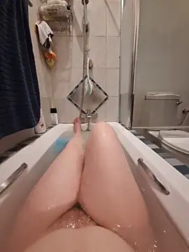 lucyladybug's Webcam Show