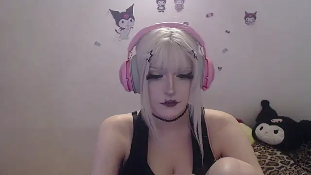 NikaDream Chat XXX in diretta